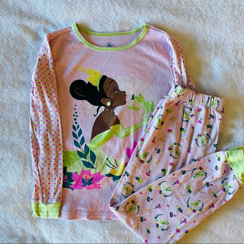 Disney girls Tiana pajamas- size 10